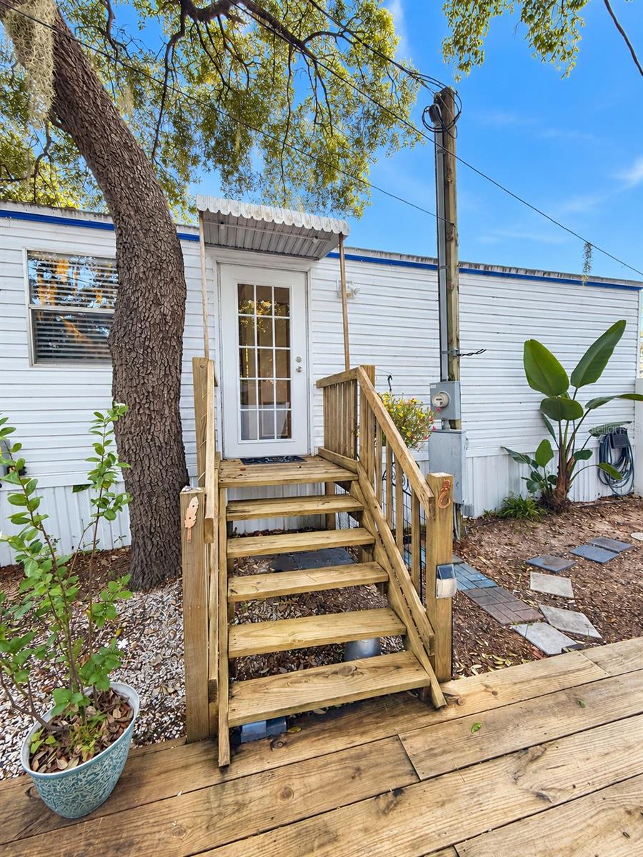 1301 LIVE OAK PKWY — photo 15