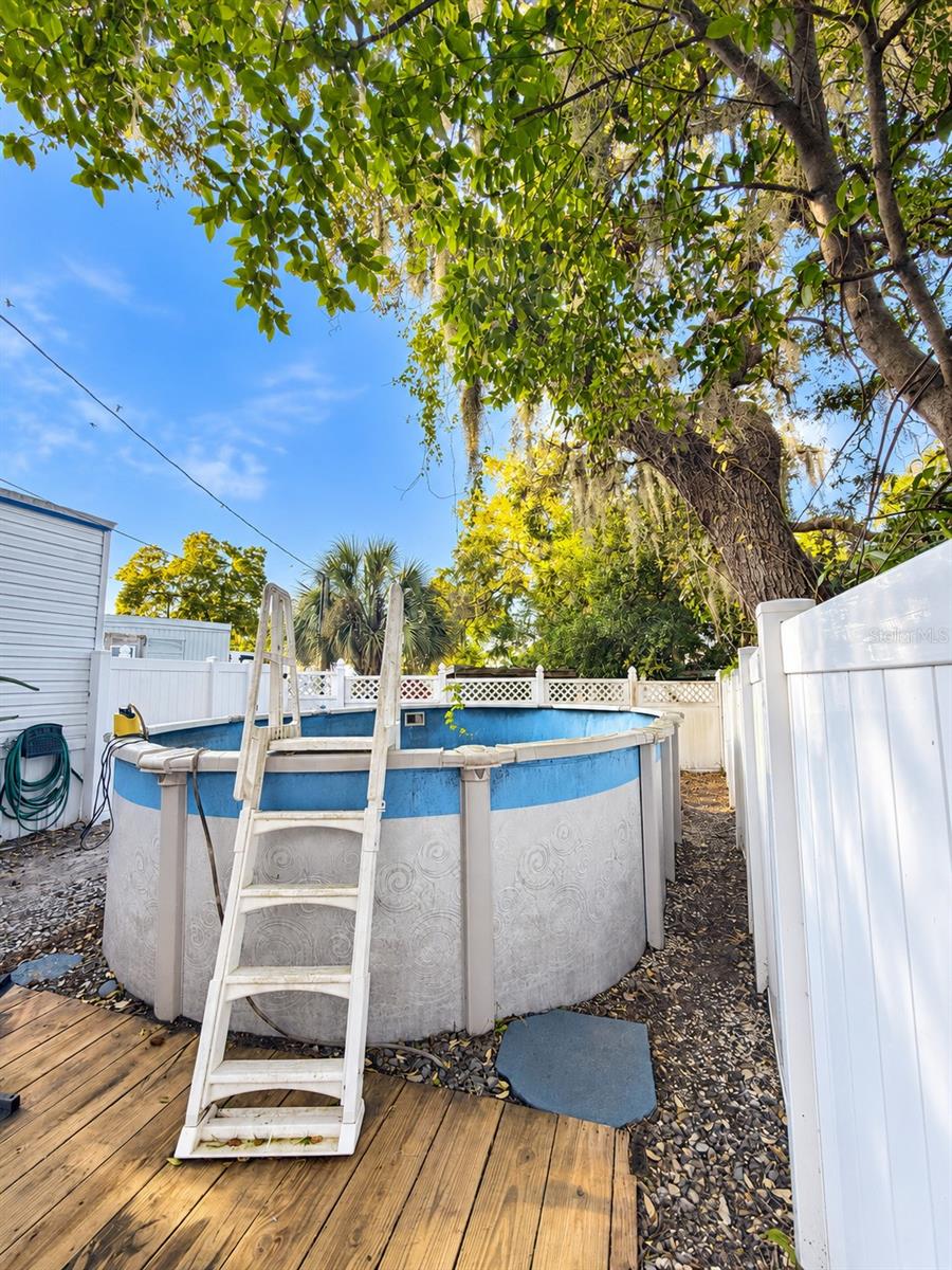 1301 LIVE OAK PKWY — photo 19