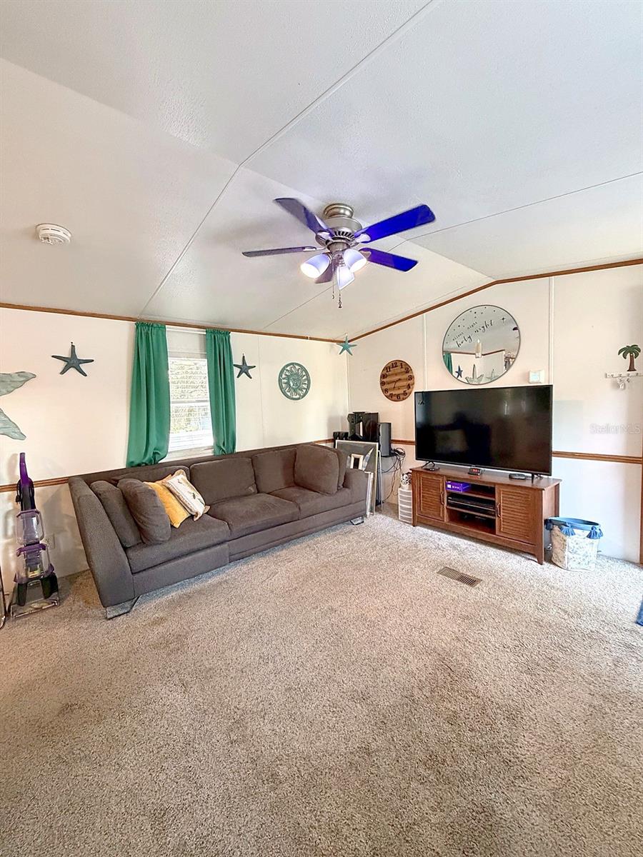 1301 LIVE OAK PKWY — photo 14