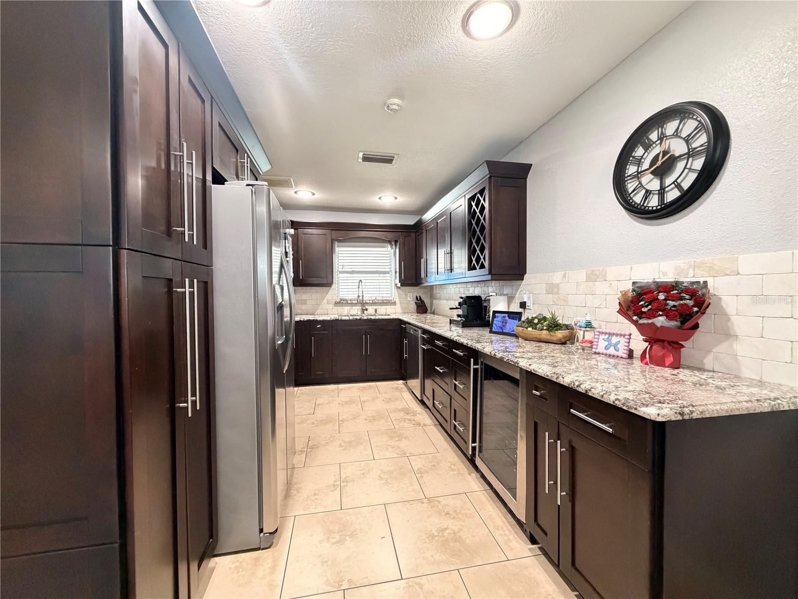 4925 ELDORADO DR — photo 10