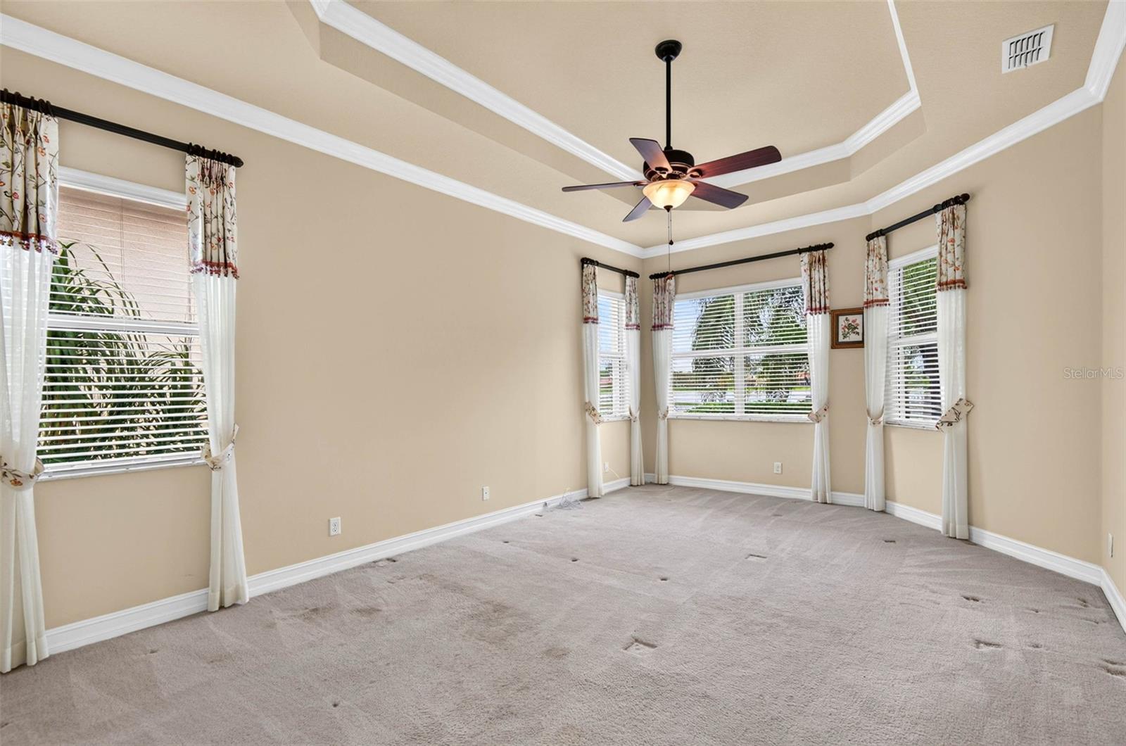 15910 GOLDEN LAKES DR — photo 24