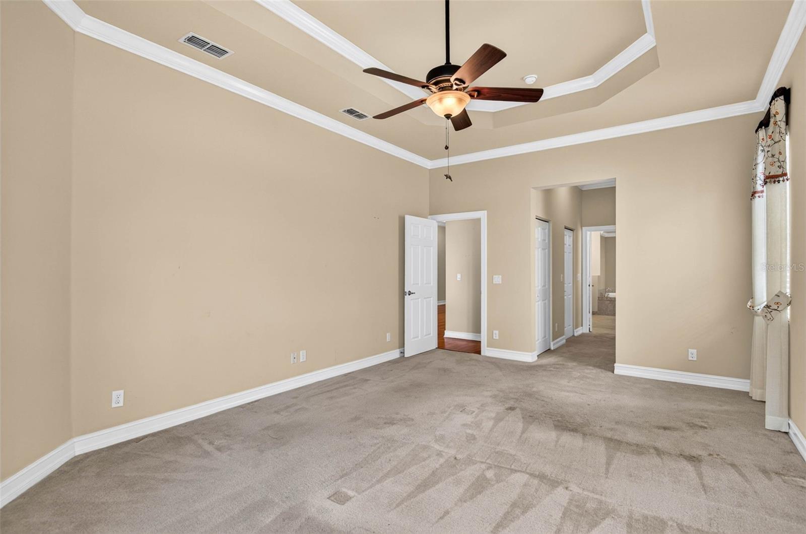 15910 GOLDEN LAKES DR — photo 25
