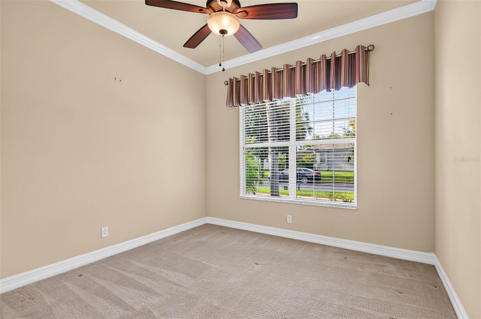 15910 GOLDEN LAKES DR — photo 21