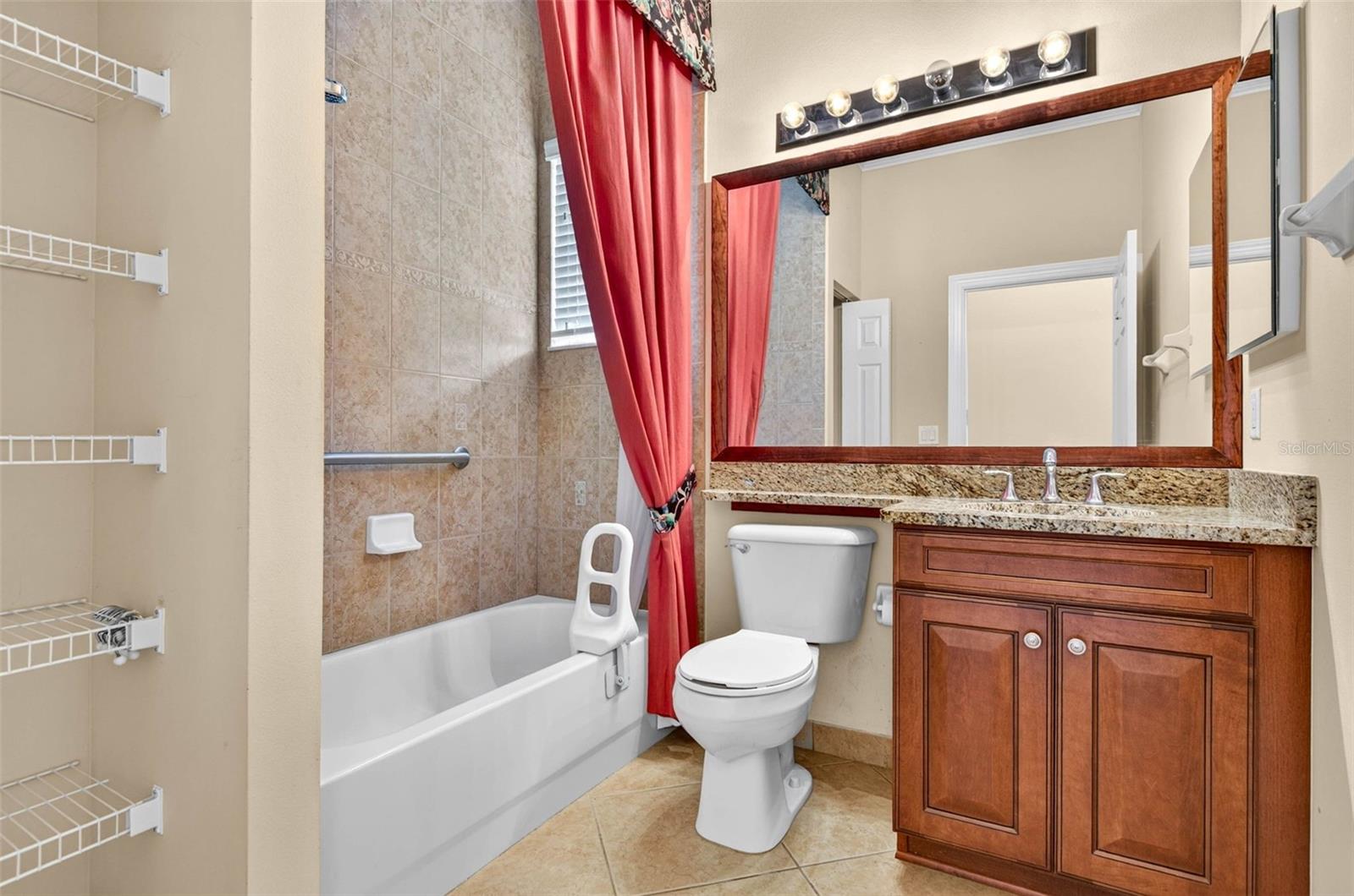 15910 GOLDEN LAKES DR — photo 23