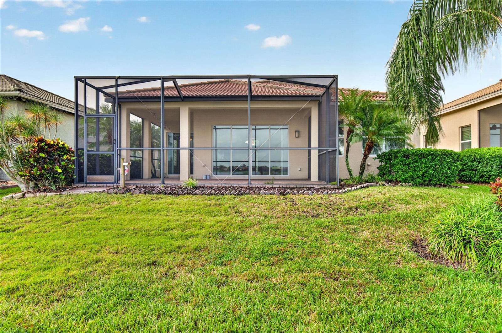 15910 GOLDEN LAKES DR — photo 36