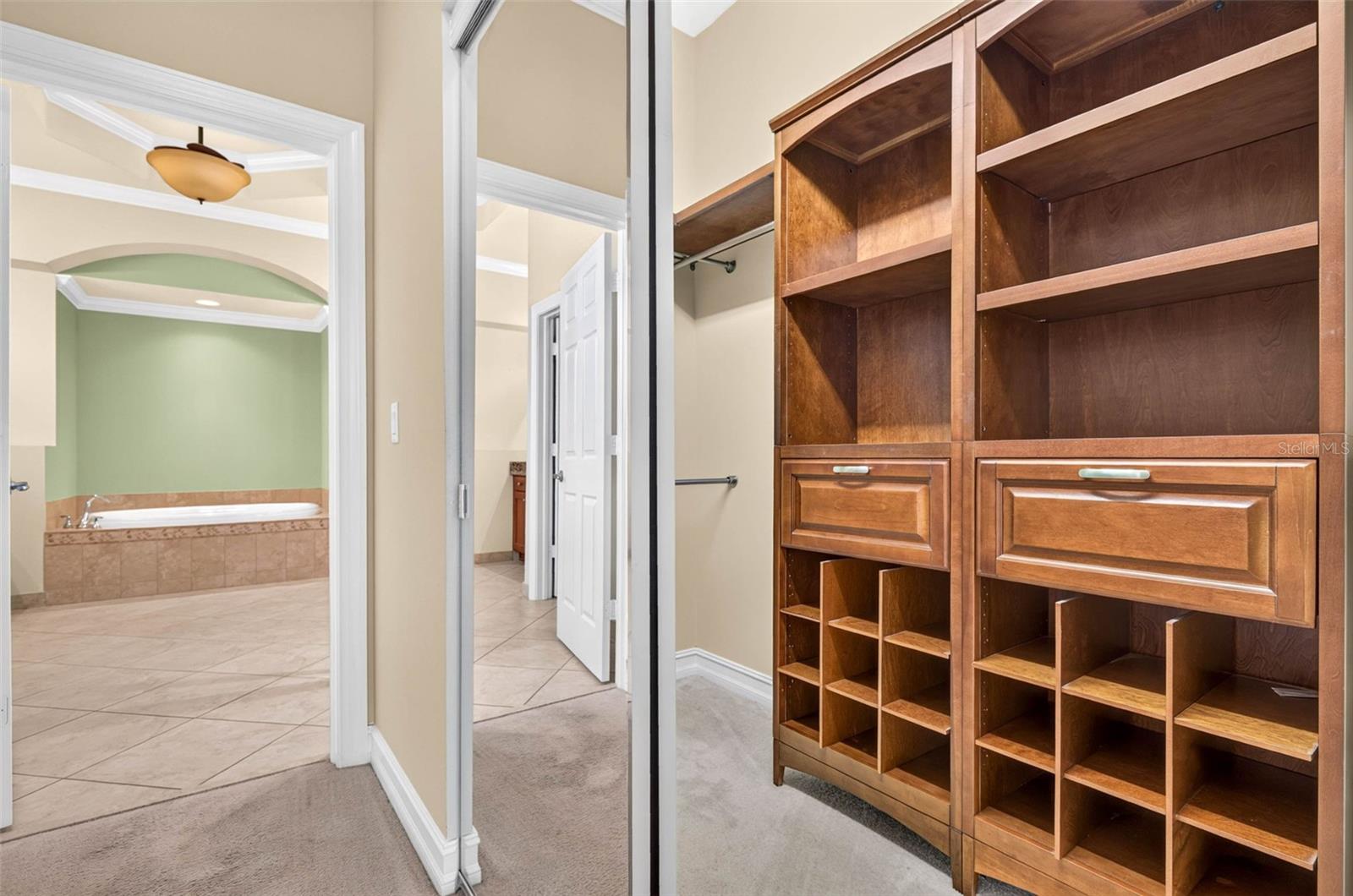 15910 GOLDEN LAKES DR — photo 26