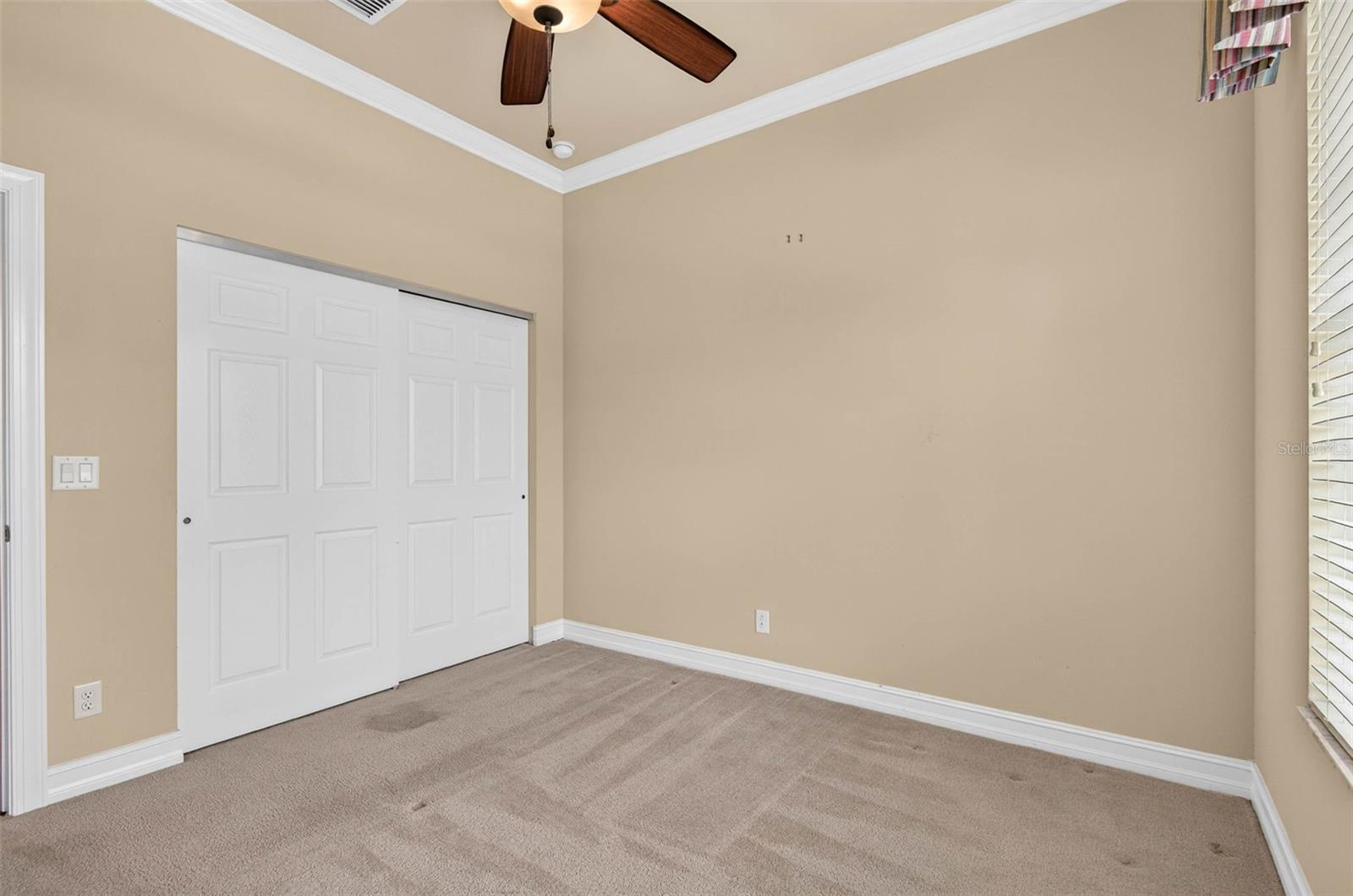 15910 GOLDEN LAKES DR — photo 22