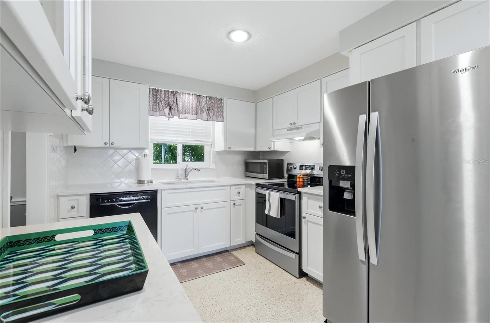 19 OAKWOOD DR N #19 — photo 13