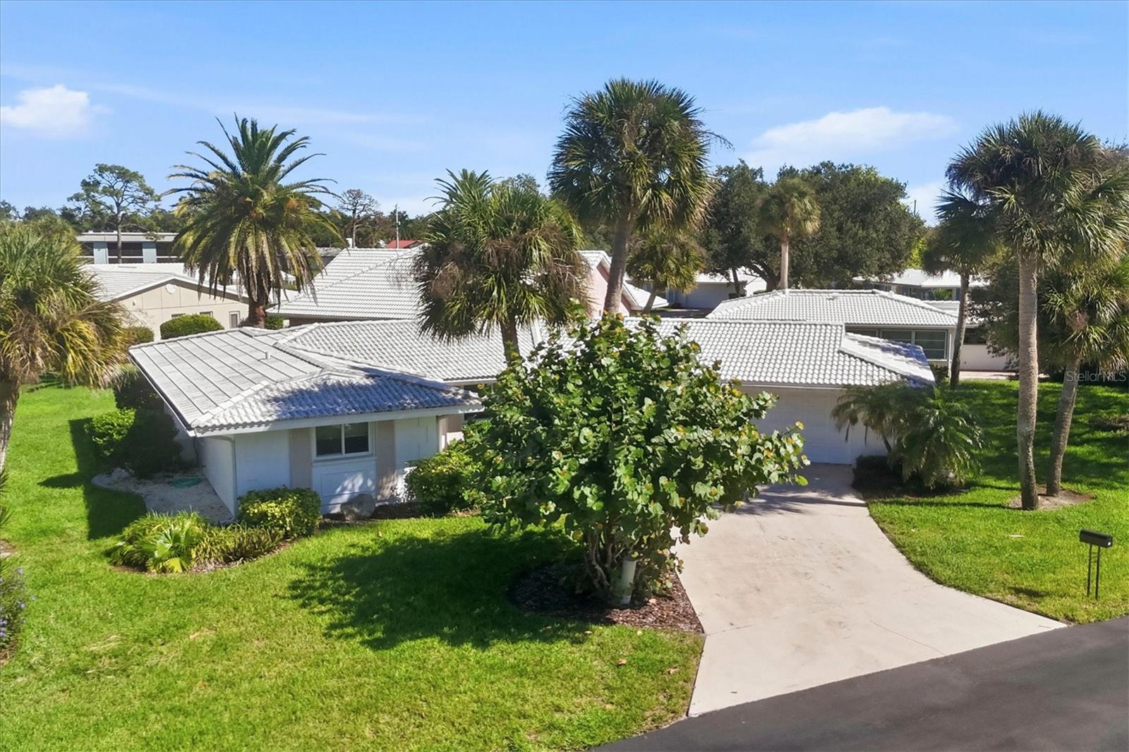 19 OAKWOOD DR N #19 — photo 47