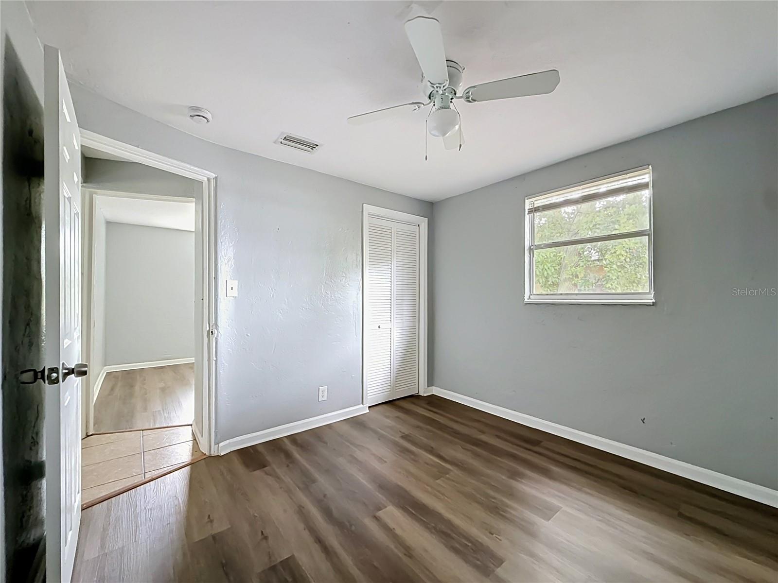 2135 OAKLEY AVE S — photo 22