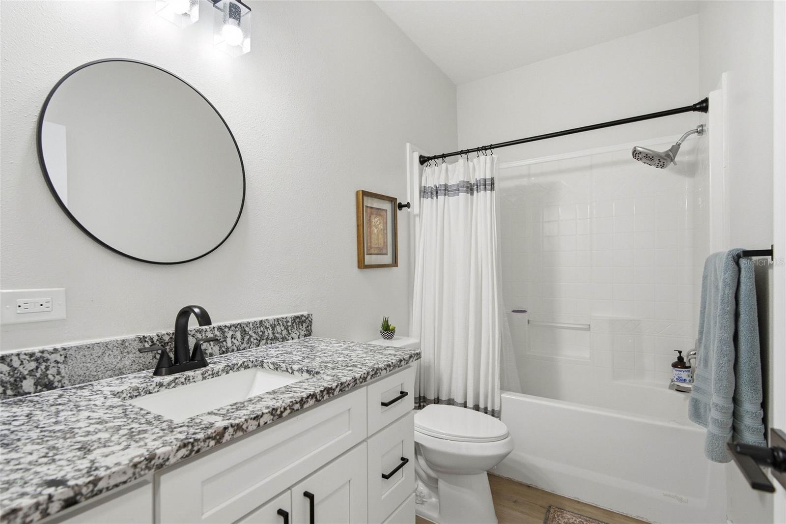 1537 PALMETTO ST — photo 17