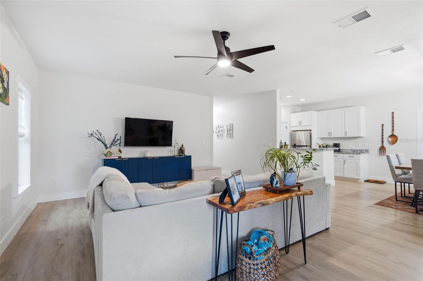 1537 PALMETTO ST — photo 8