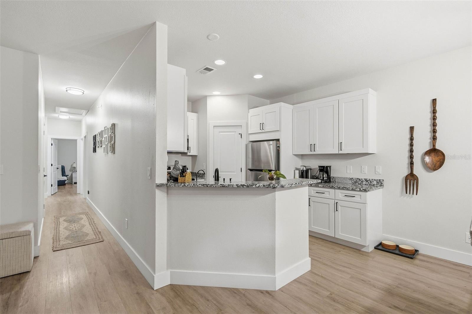 1537 PALMETTO ST — photo 12