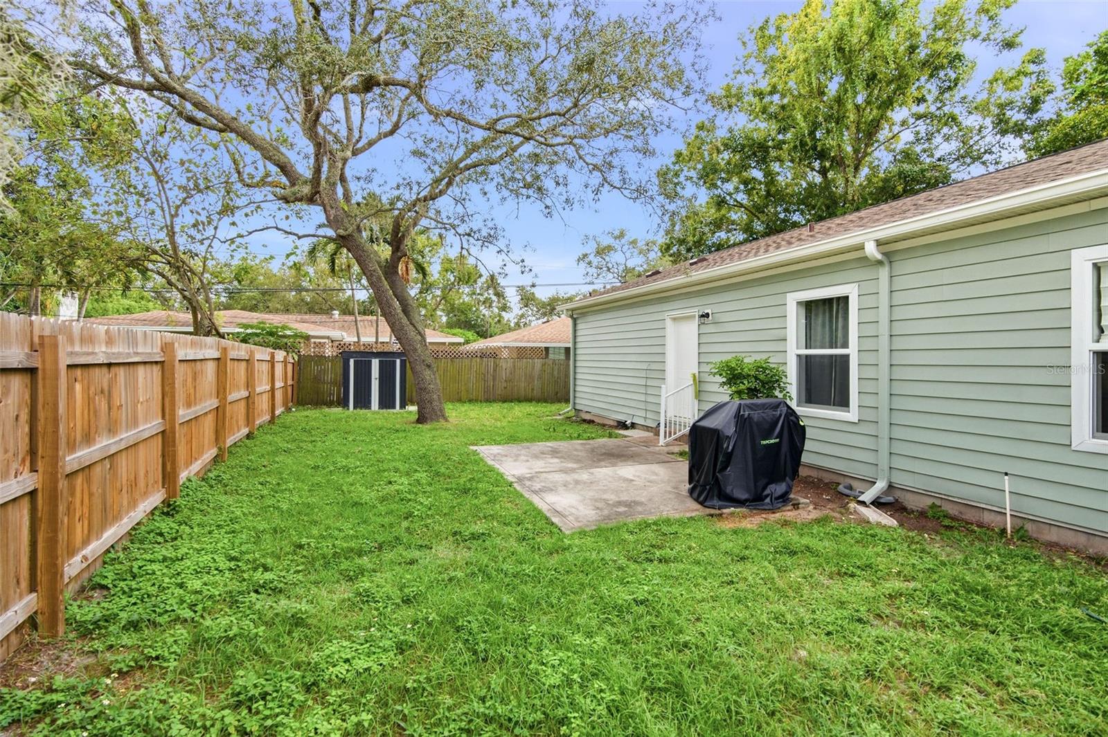 1537 PALMETTO ST — photo 23