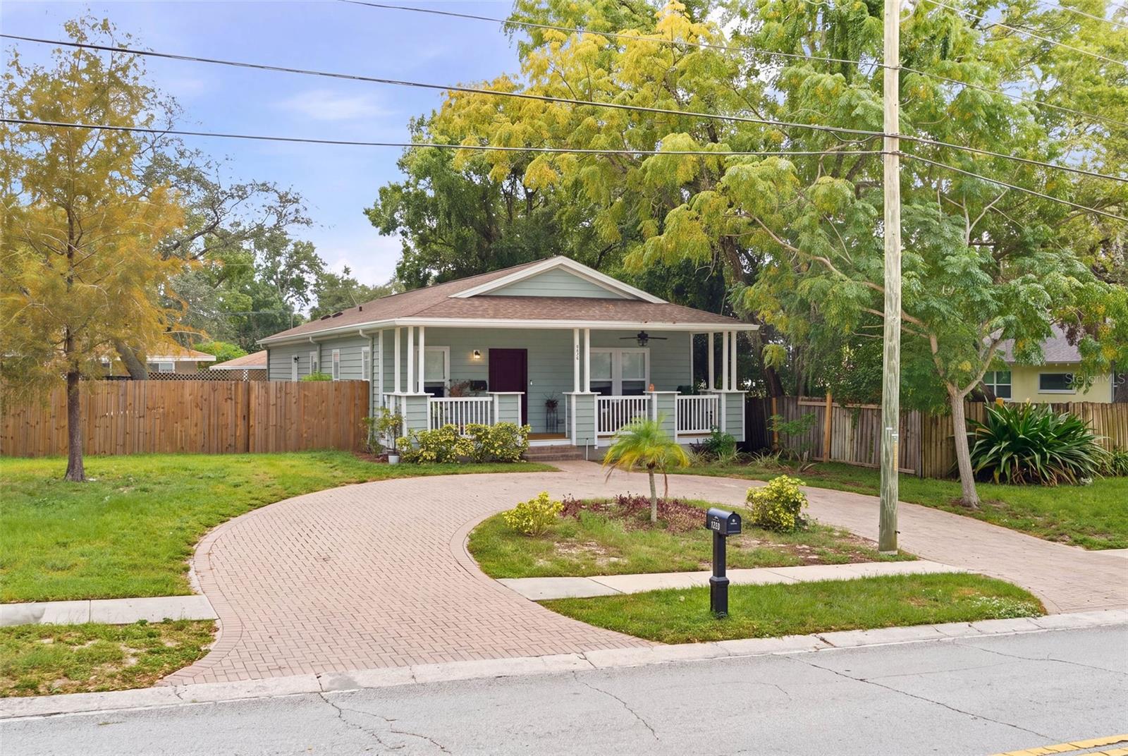 1537 PALMETTO ST — photo 2