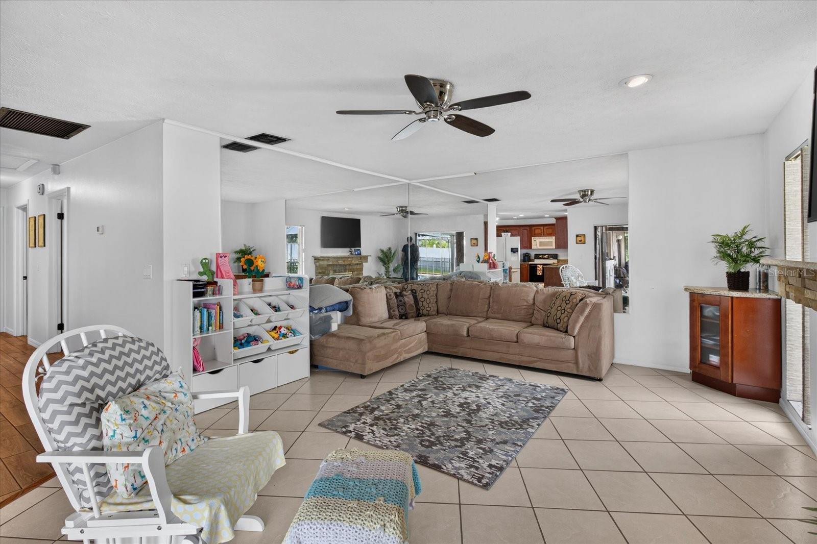 4206 GRAINARY AVE — photo 15