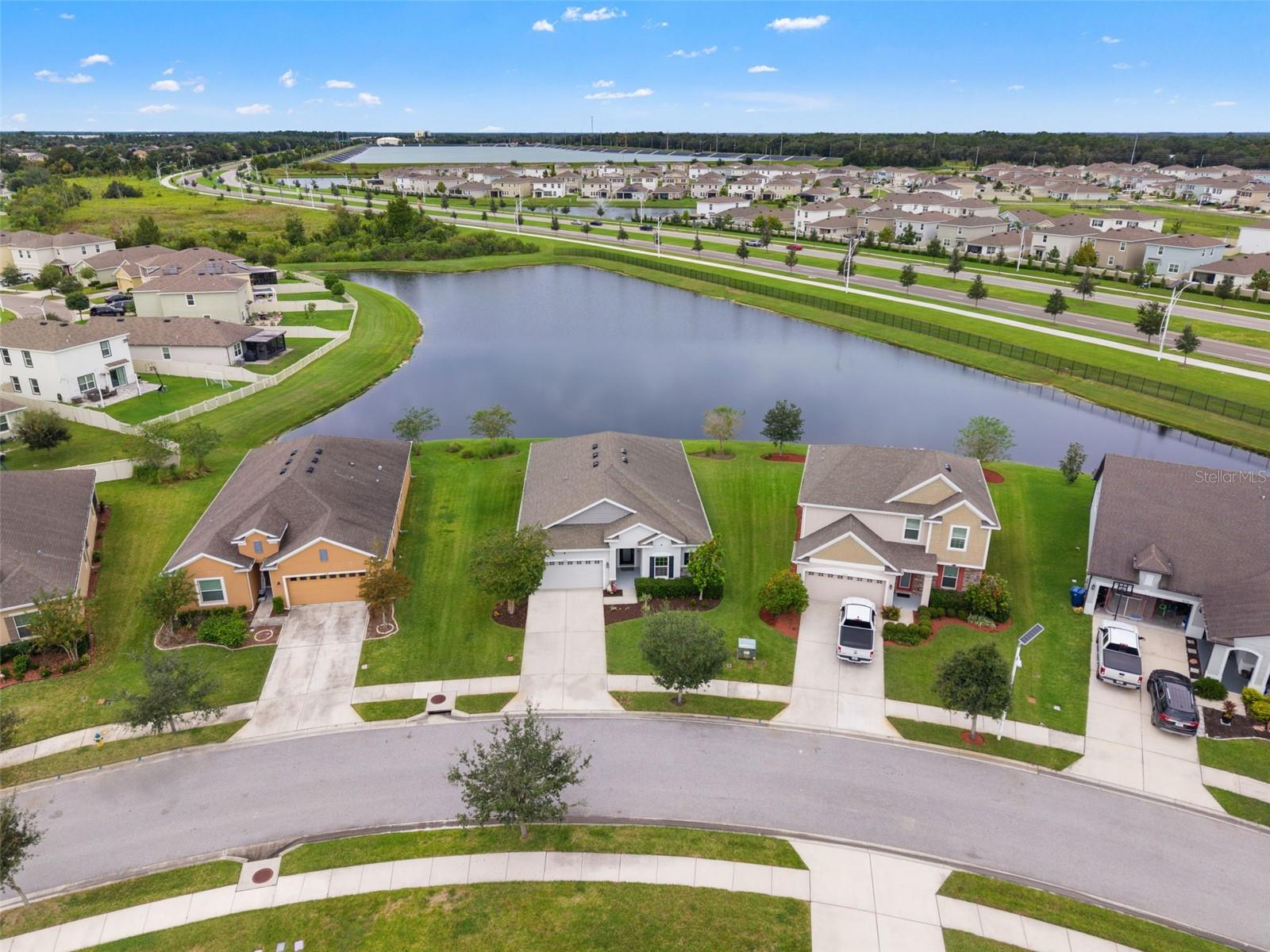 8232 OLIVE BROOK DR — photo 55