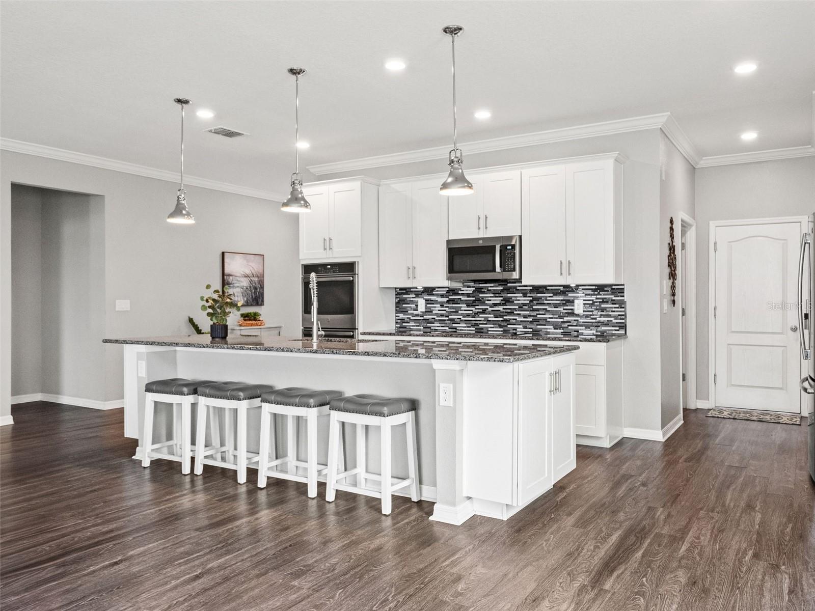 8232 OLIVE BROOK DR — photo 15