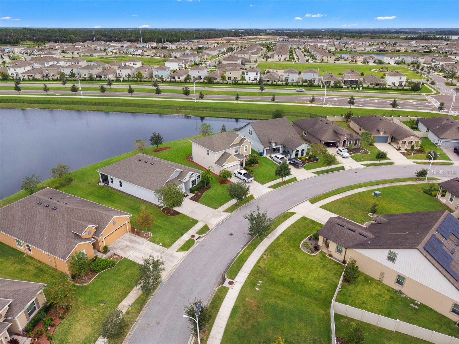 8232 OLIVE BROOK DR — photo 54