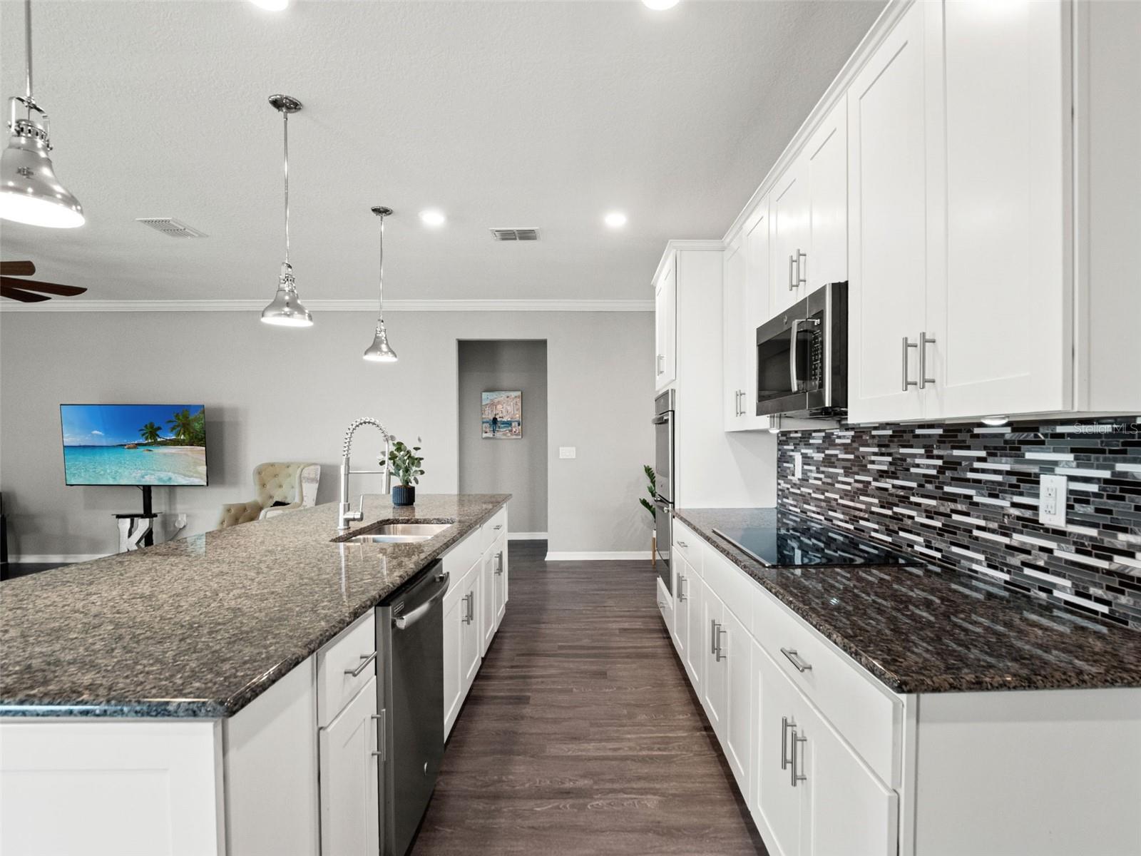 8232 OLIVE BROOK DR — photo 20
