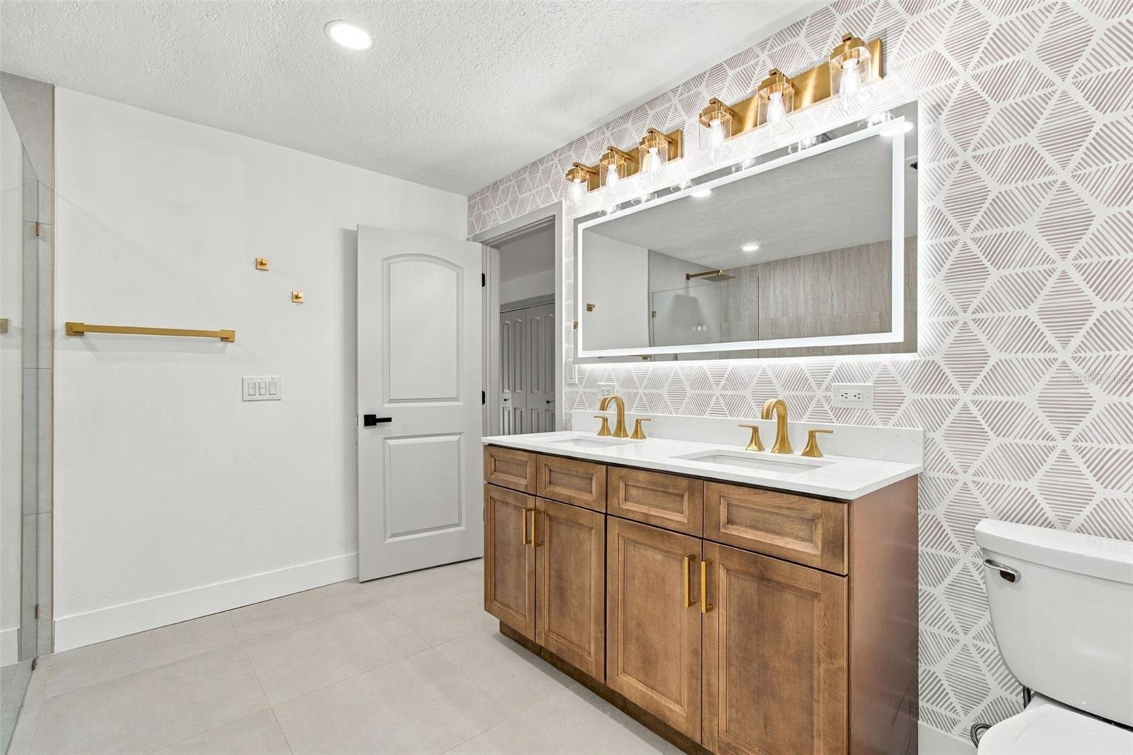 2942 CLUBHOUSE DR W — photo 28