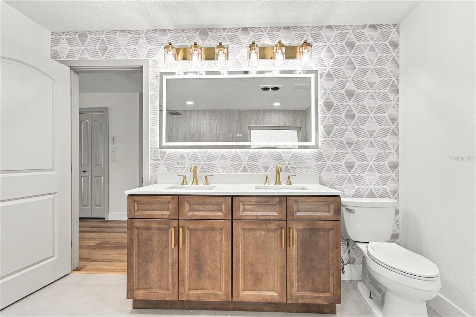 2942 CLUBHOUSE DR W — photo 27