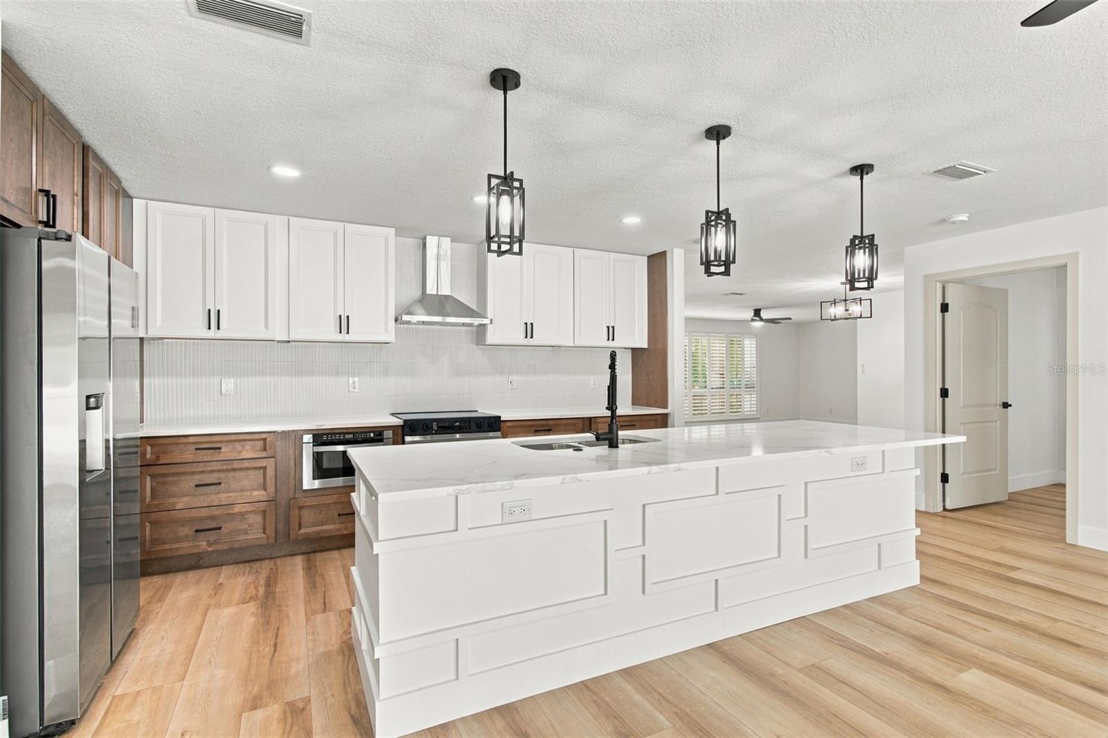 2942 CLUBHOUSE DR W — photo 14