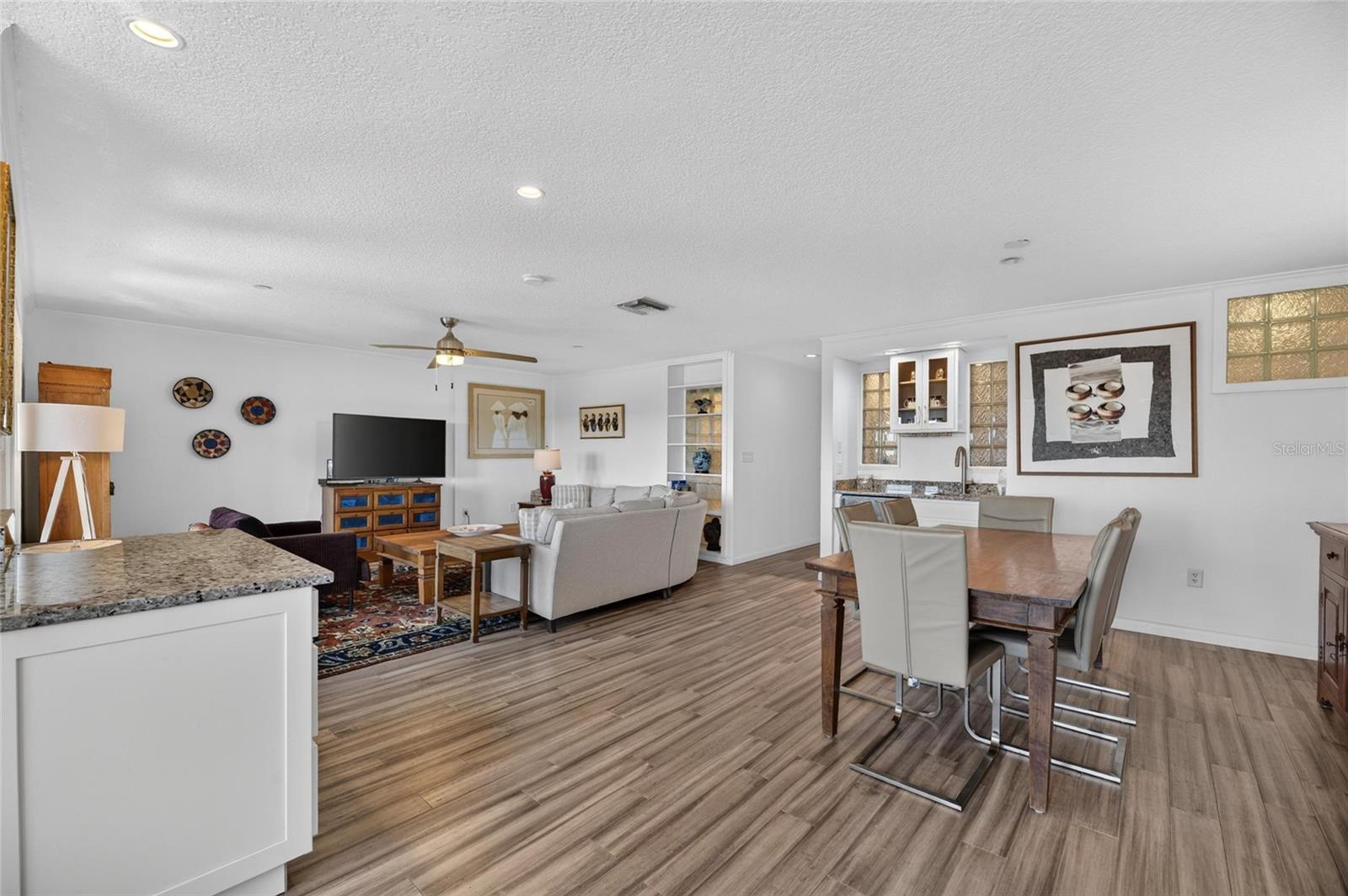2780 N RIVERSIDE DR #601 — photo 10