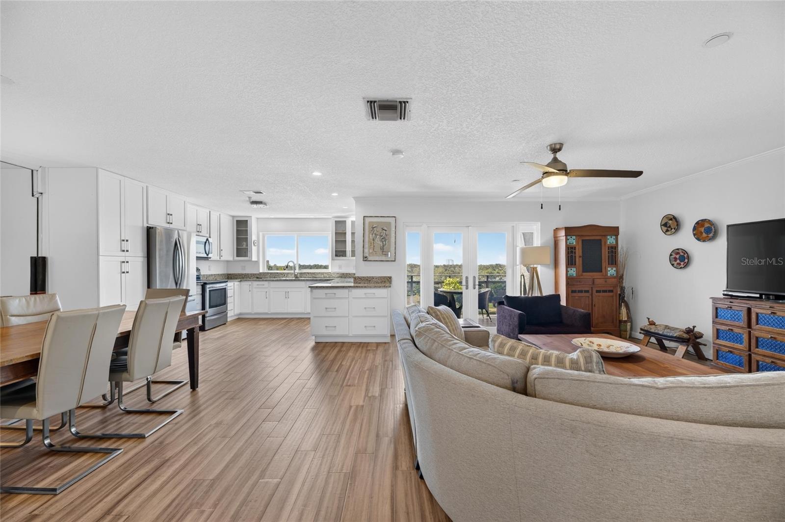 2780 N RIVERSIDE DR #601 — photo 11