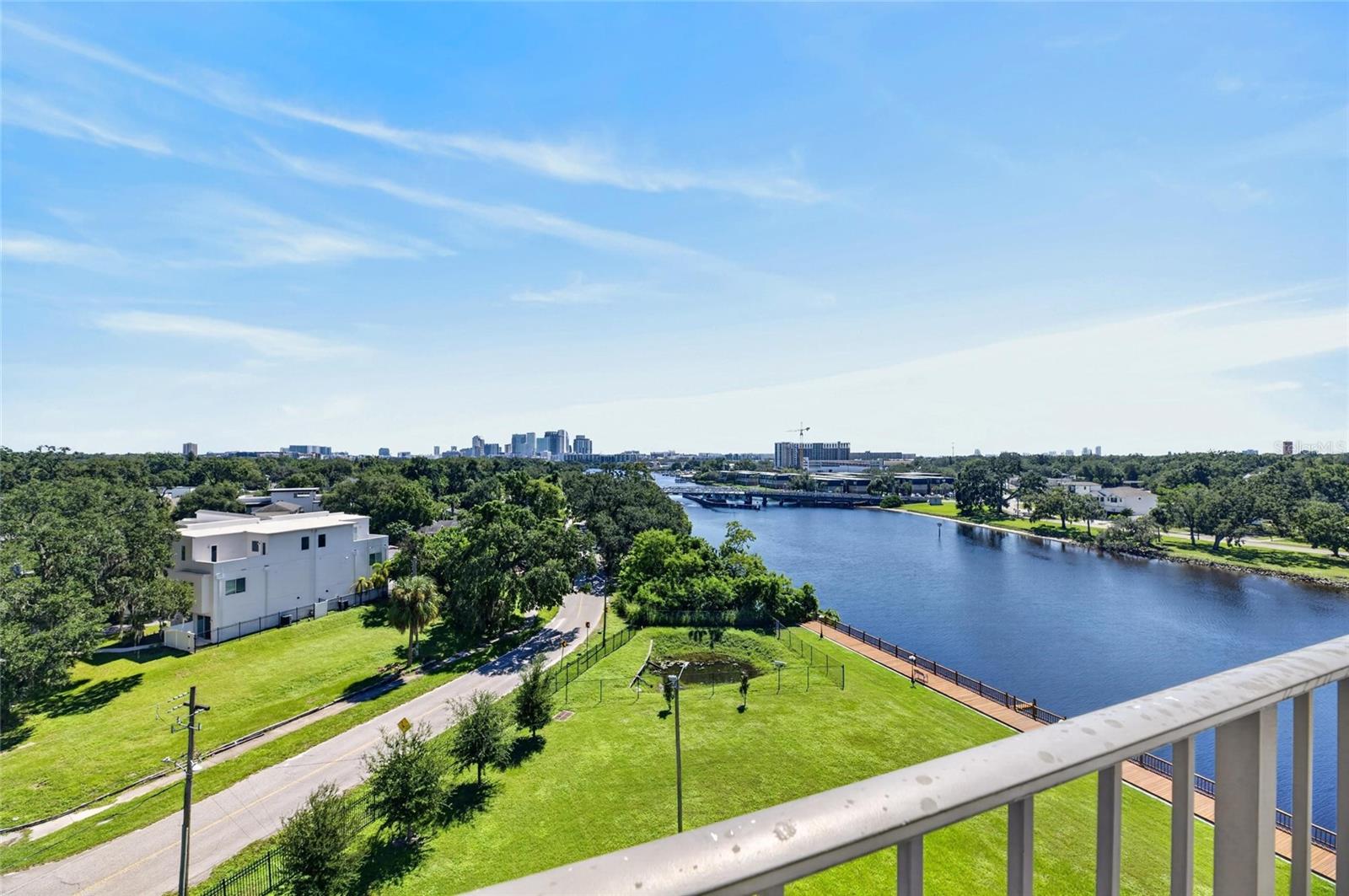 2780 N RIVERSIDE DR #601 — photo 49