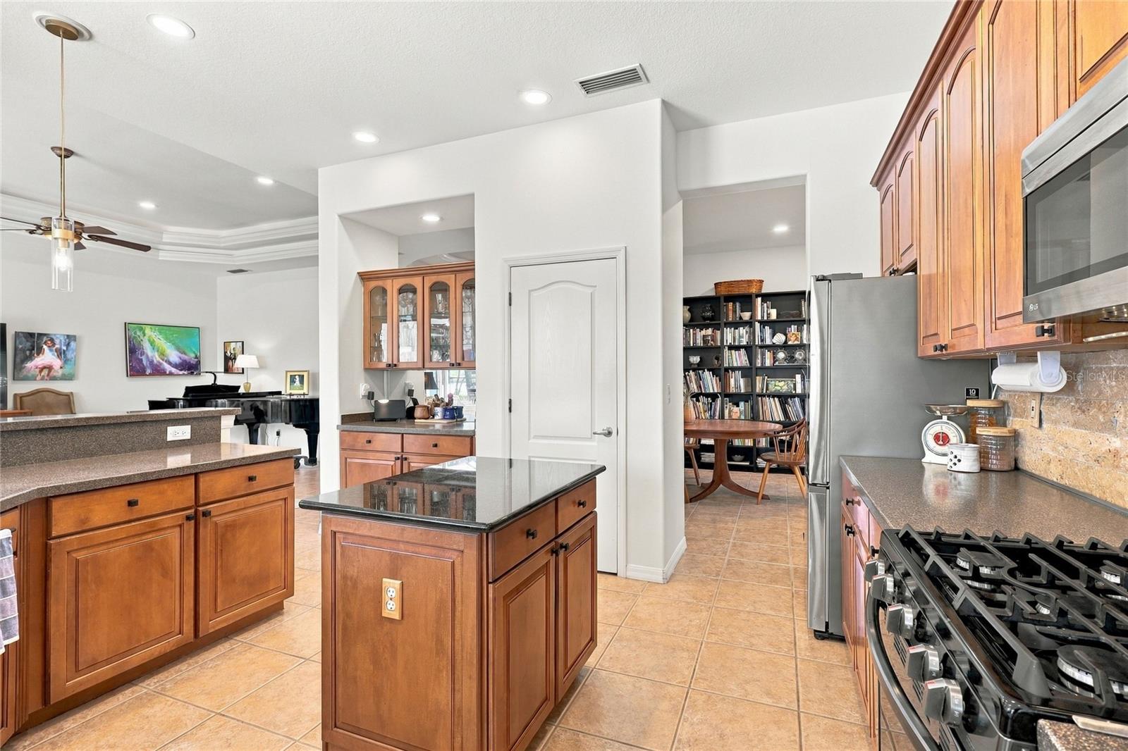 1336 CREEK NINE DR — photo 16