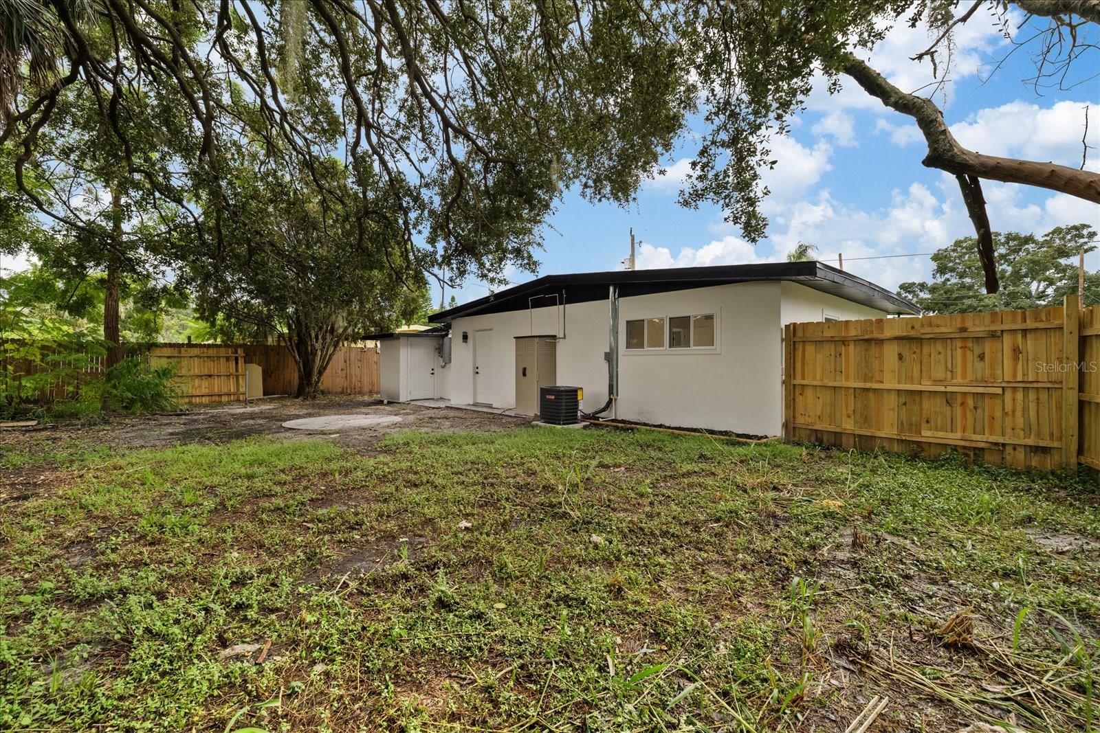 7361 ROYAL PALM DR — photo 24