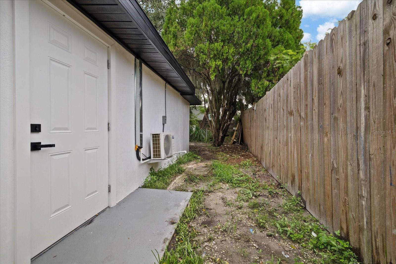 7361 ROYAL PALM DR — photo 27