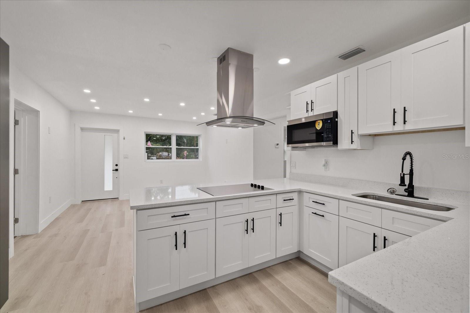 7361 ROYAL PALM DR — photo 8