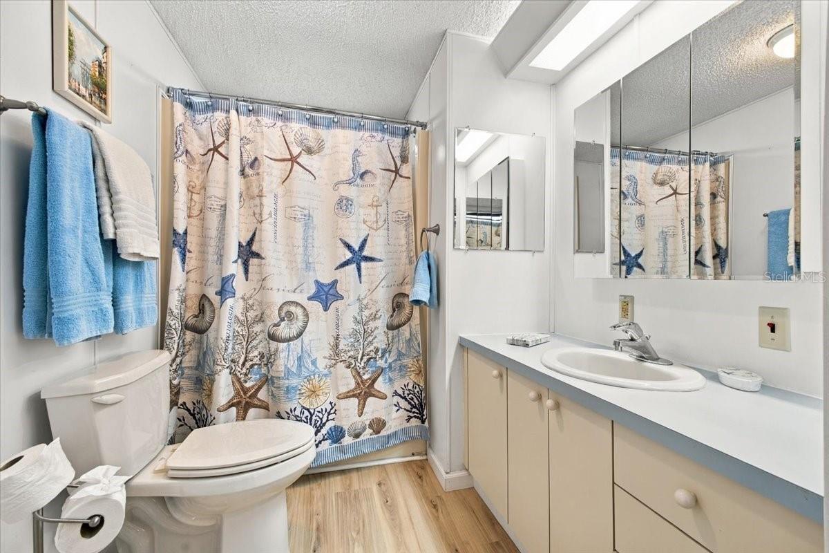 4 MEADOWLARK CIR — photo 27