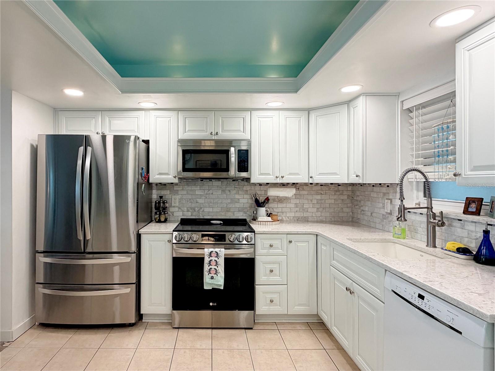 5200 BRITTANY DR S #206 — photo 7