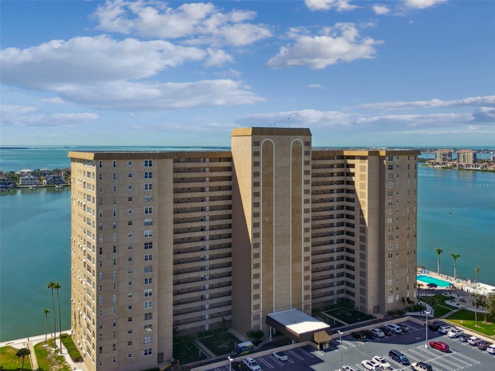 5200 BRITTANY DR S #206 — photo 46