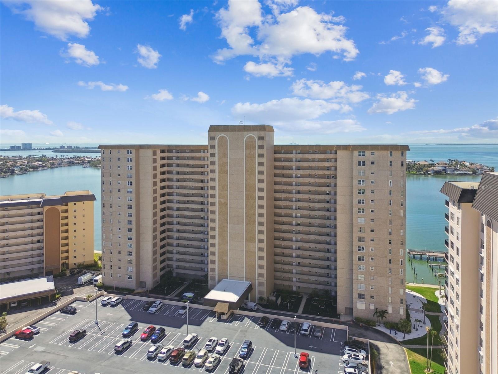 5200 BRITTANY DR S #206 — photo 45