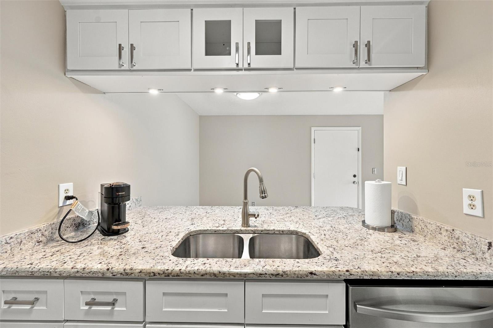 3265 BENEVA RD #104 — photo 7