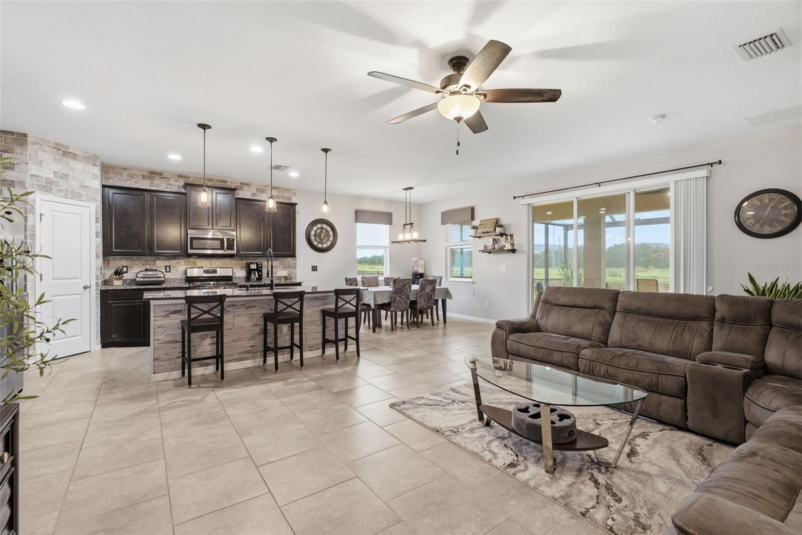 6414 TRITON LN — photo 17