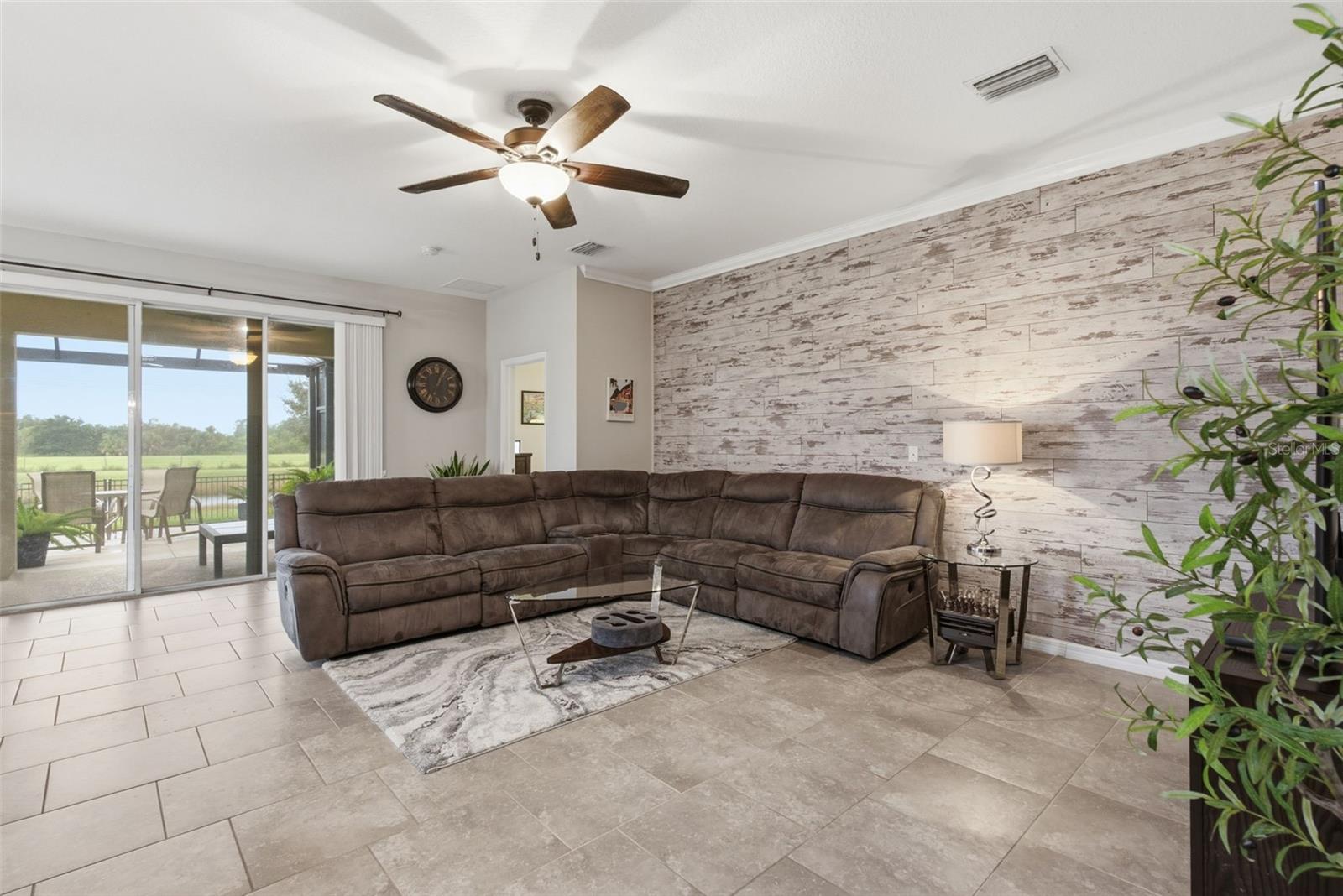 6414 TRITON LN — photo 16