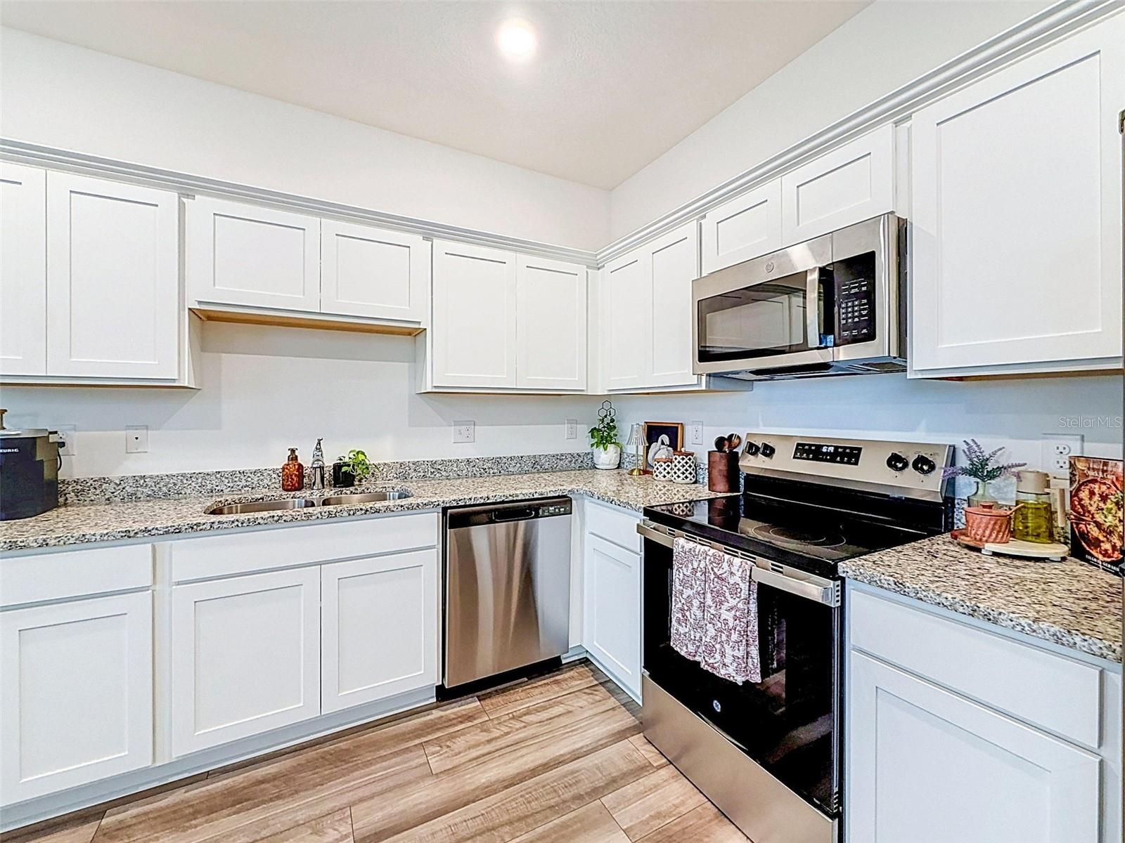 6311 KAY MORGAN LN — photo 30