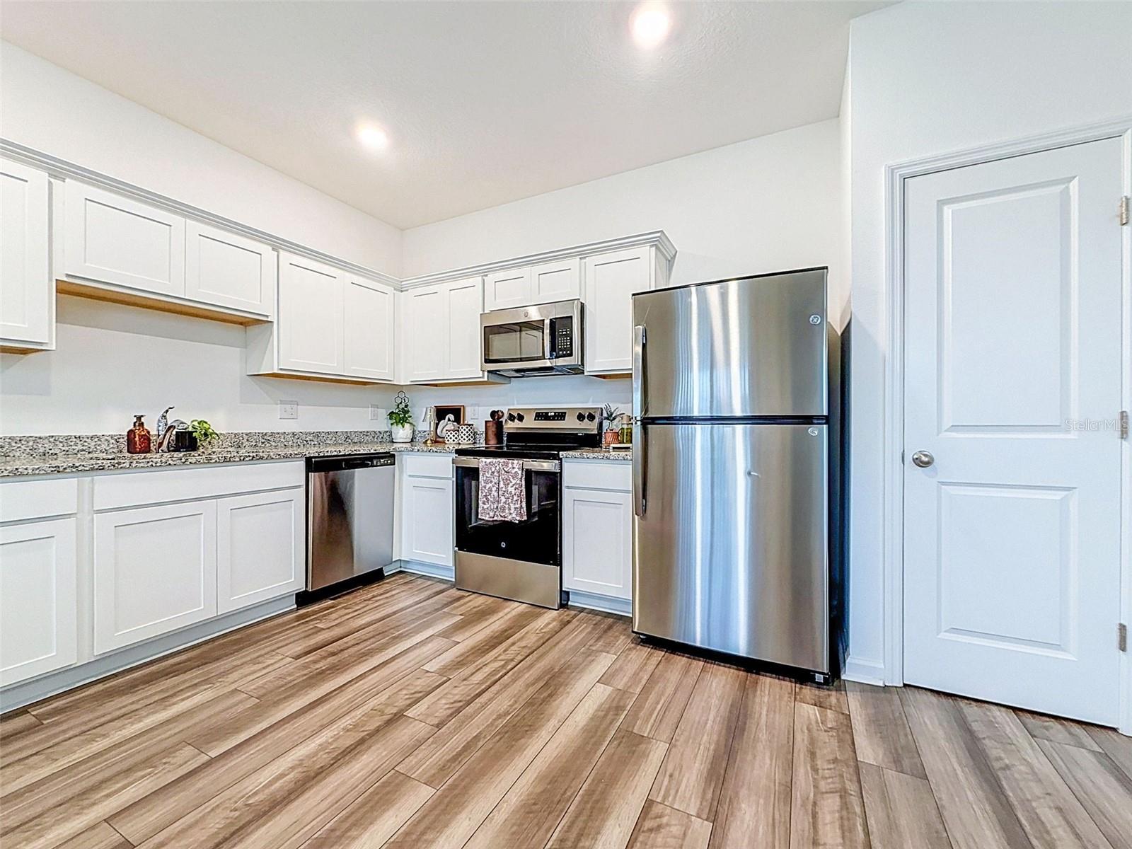 6311 KAY MORGAN LN — photo 29