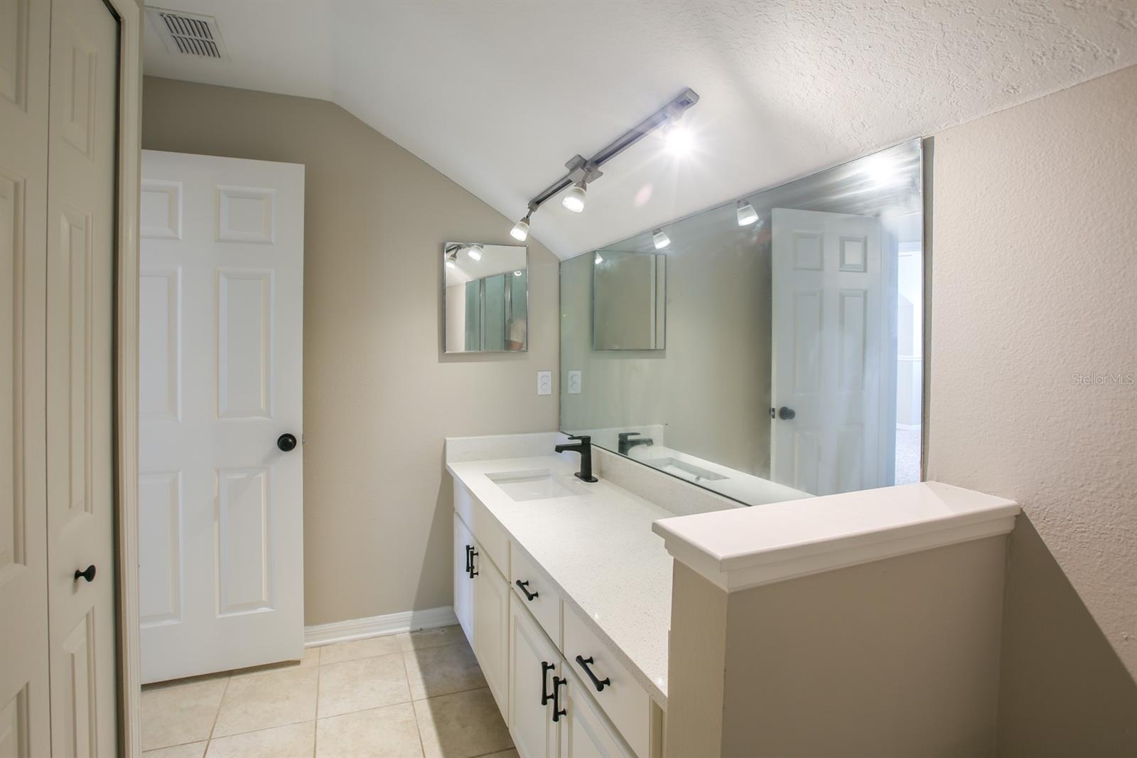 16244 BRIDGEWALK DR — photo 26