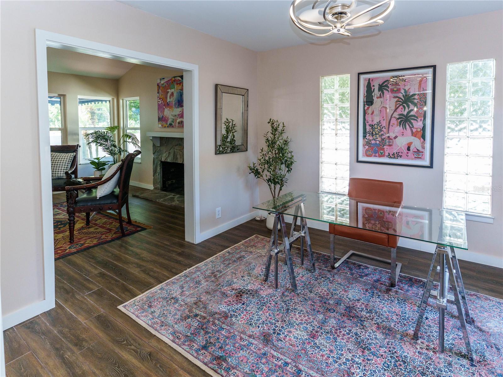 2633 W SUNSET DR — photo 7