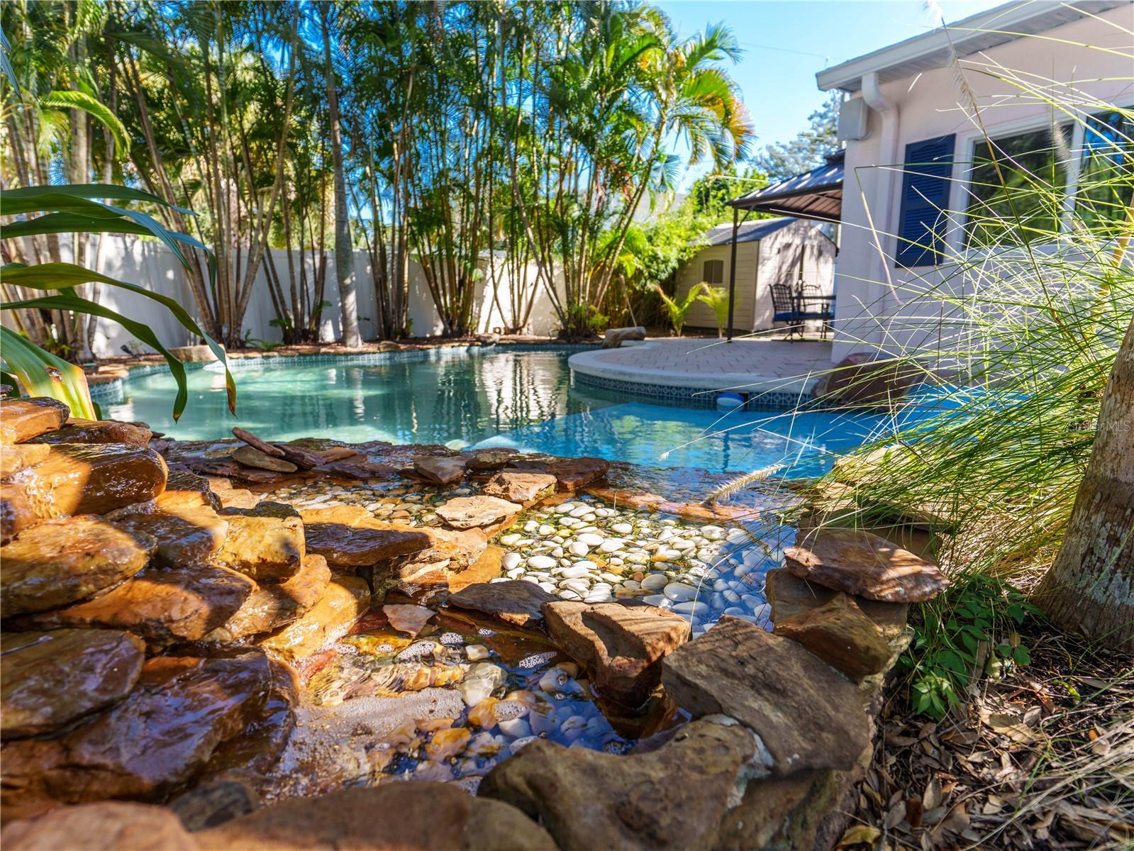 2633 W SUNSET DR — photo 47