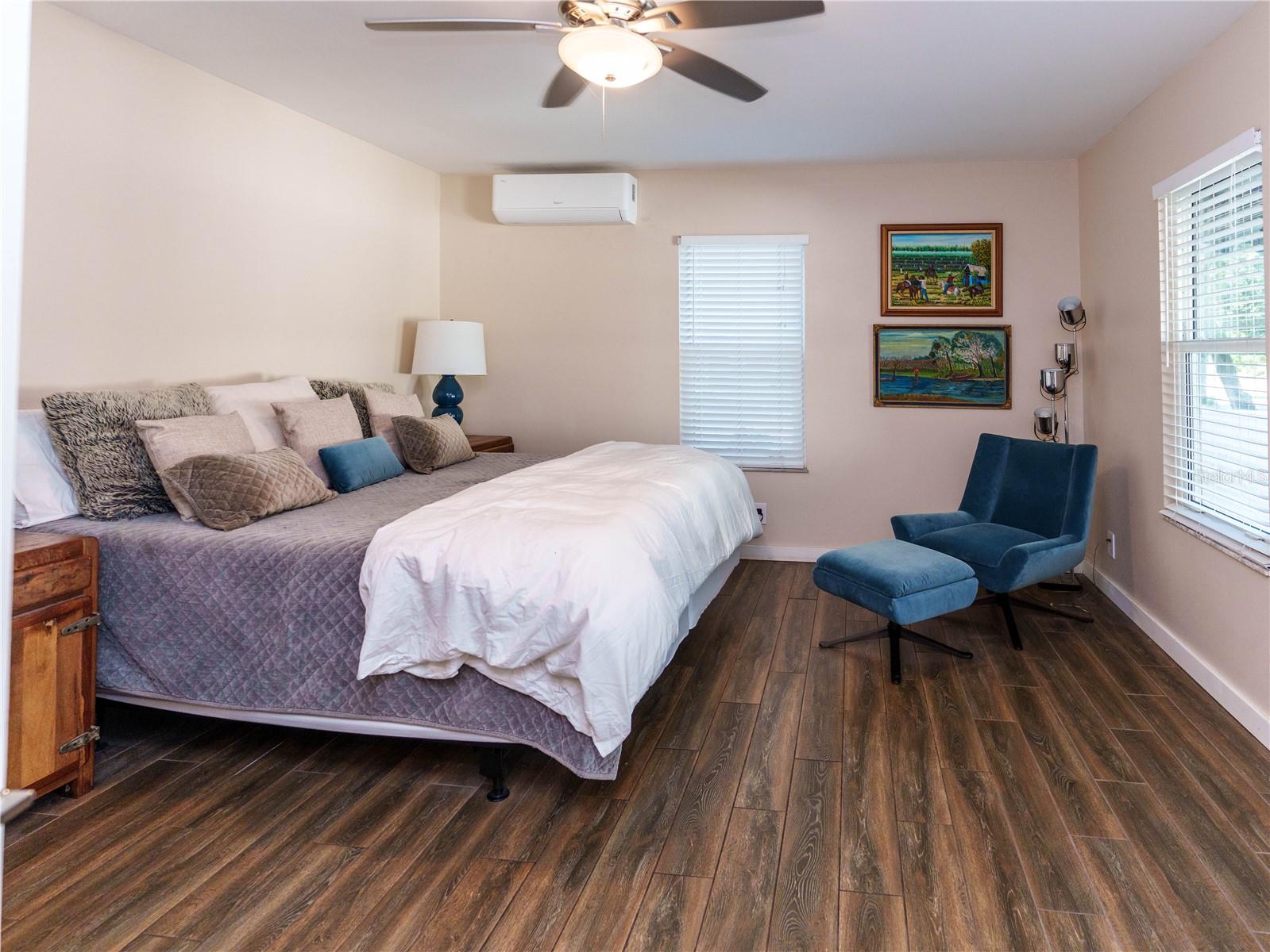 2633 W SUNSET DR — photo 22