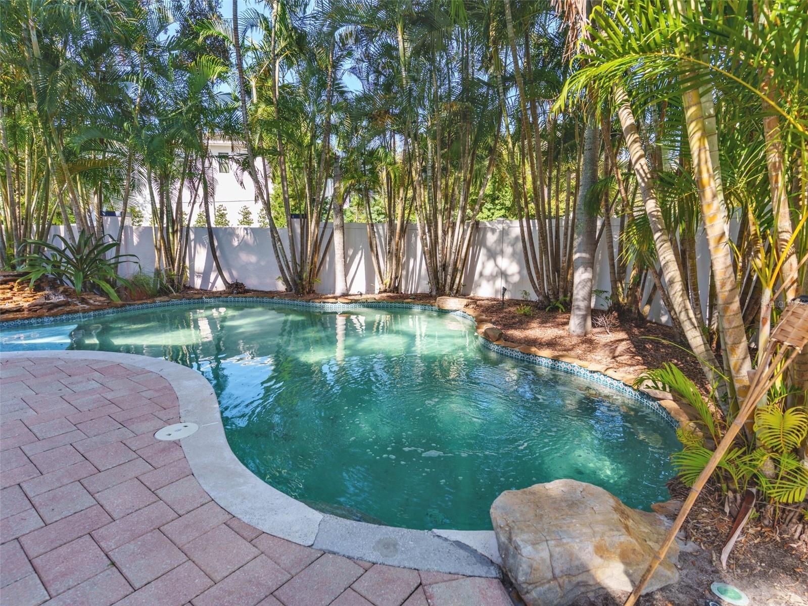 2633 W SUNSET DR — photo 43