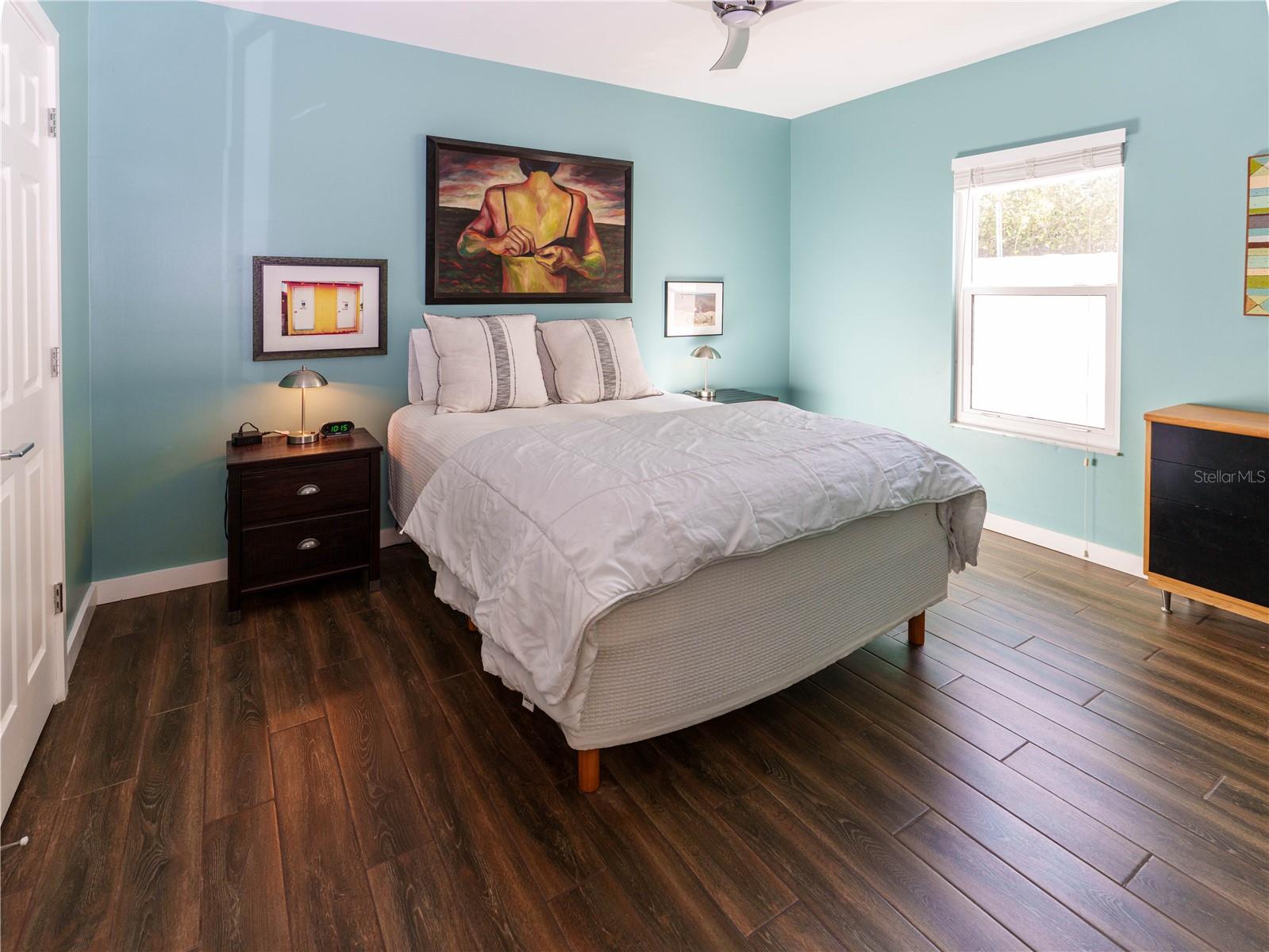 2633 W SUNSET DR — photo 30
