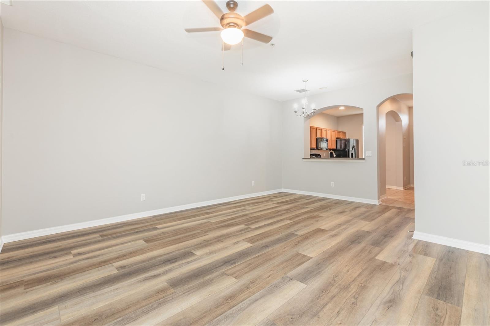 1125 GRANTHAM DR — photo 19